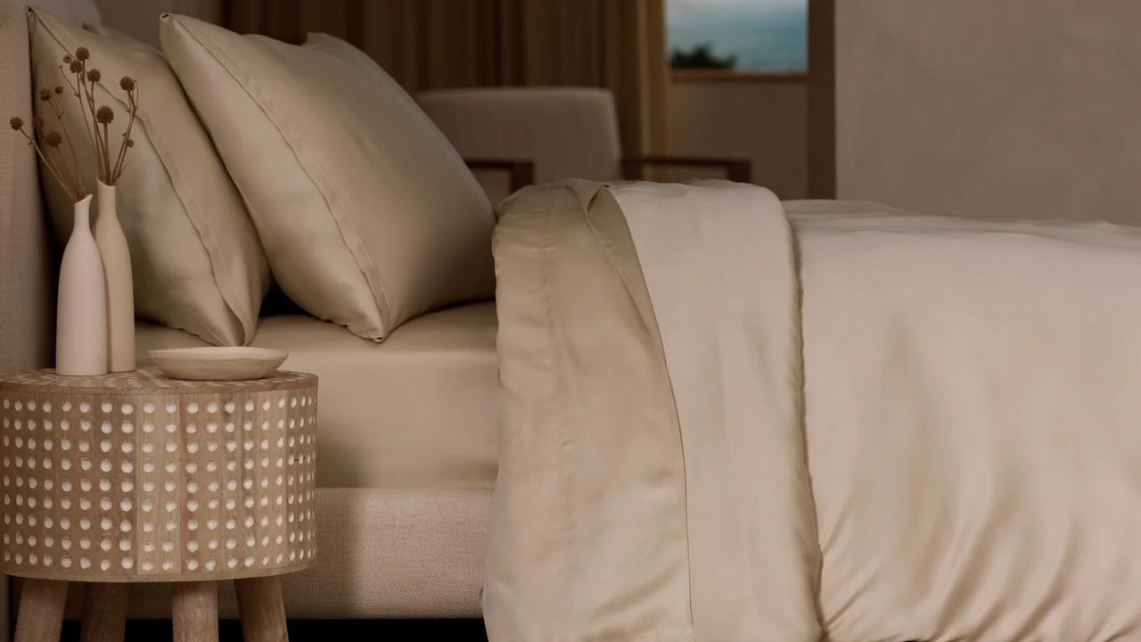 Cozy Earth Bamboo sheets hero